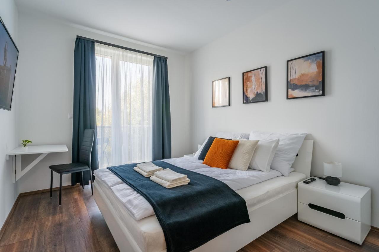 Fox Premium Apartment & Free Private Parking Budapeste Exterior foto